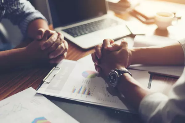 Negotiating the best deal for your business: 3 reasons why you should engage a corporate finance company